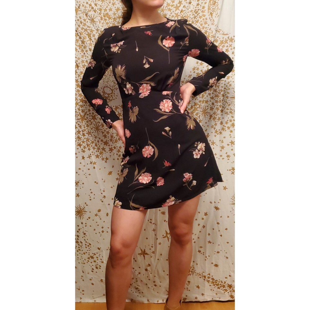 Lulus Black Floral Long Sleev Short Dress
